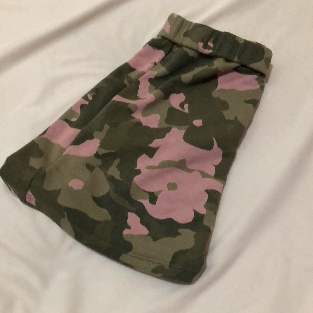 Skirt - Picture 3 of 3